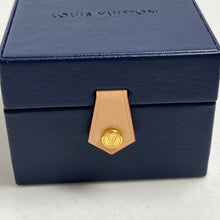 Load image into Gallery viewer, Louis Vuitton LV Volt White Gold & Diamond Necklace