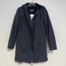 Load image into Gallery viewer, Patagonia XS Women Fleece Lined Parka