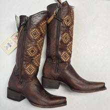 Load image into Gallery viewer, Idyllwind 6.5 Leather Cowbow Boots