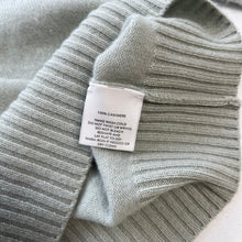 Load image into Gallery viewer, White + Warren Large Cashmere Sweater