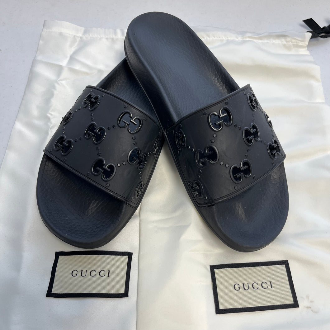 Gucci 40 US 9/9.5 Rubber Slides