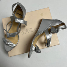 Load image into Gallery viewer, $500 Alexandre Birman 40 (US 10) Lilita Wedge
