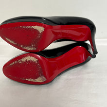 Load image into Gallery viewer, Christian Louboutin 38.5 (8) Black Pumps
