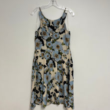 Load image into Gallery viewer, Maeve Anthropologie Medium Floral Dress
