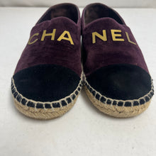 Load image into Gallery viewer, CHANEL 39 8/8.5 Velvet Espadrilles

