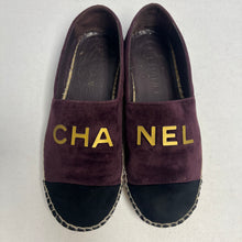 Load image into Gallery viewer, CHANEL 39 8/8.5 Velvet Espadrilles
