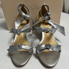 Load image into Gallery viewer, $500 Alexandre Birman 40 (US 10) Lilita Wedge
