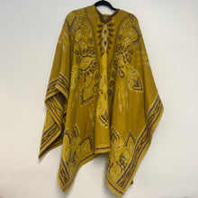 Load image into Gallery viewer, Free People OS Valley View Cozy Poncho
