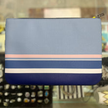Load image into Gallery viewer, Kate Spade Up Up and Away Clutch
