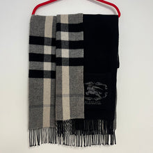 Load image into Gallery viewer, Burberry Wool Cashmere Reversible Scarf
