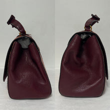 Load image into Gallery viewer, Marc Jacobs Thompson Snakeskin Satchel
